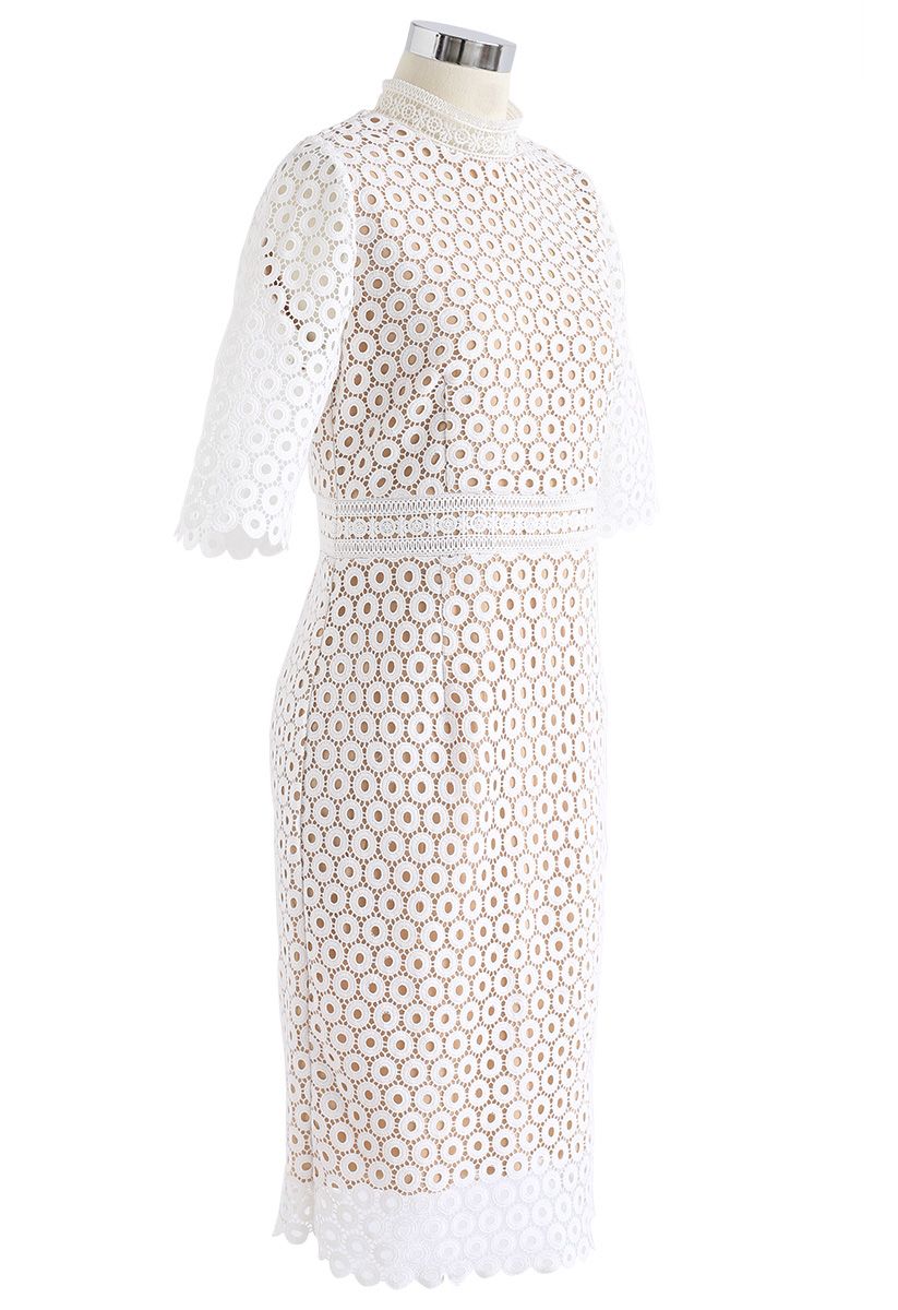 Vestido recto de crochet Stunner en blanco