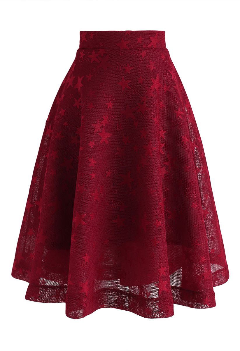 Falda midi de panal de estrellas en rojo