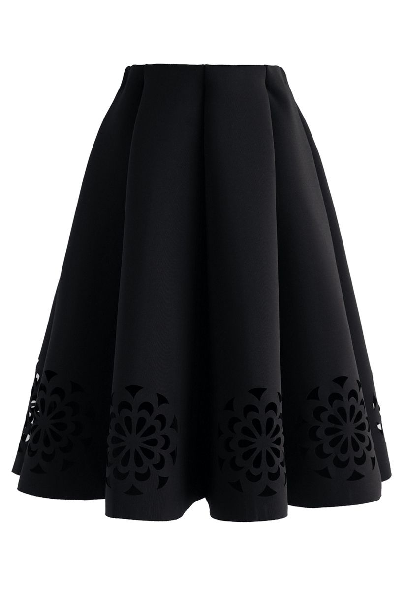 Falda midi airosa con abertura florida en negro