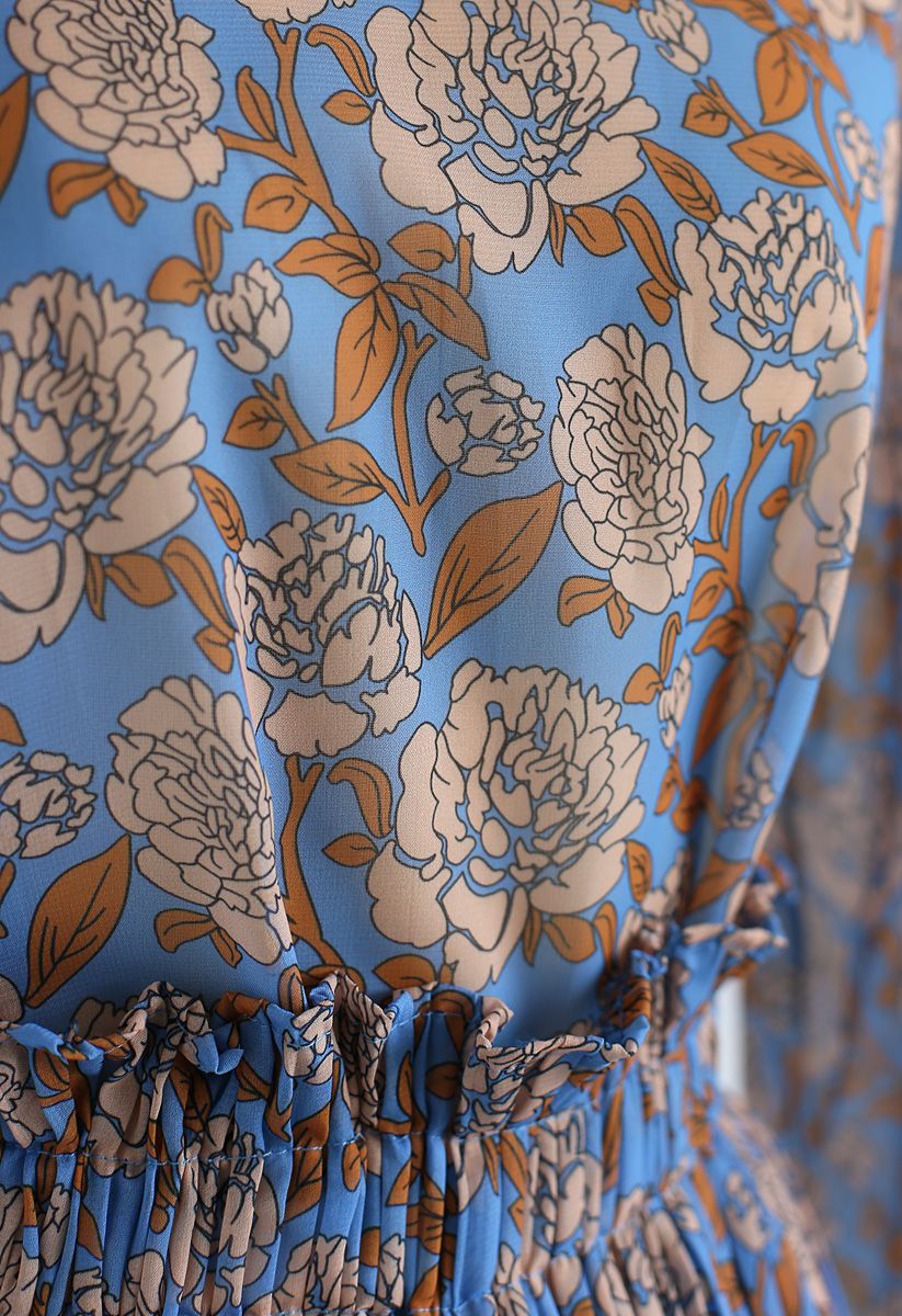 Conjunto de falda y top de chifón floral brillante en azul