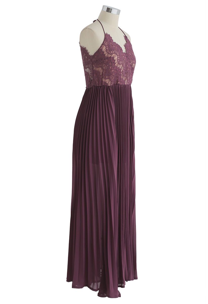 Go Graceful Vestido largo plisado de encaje en violeta