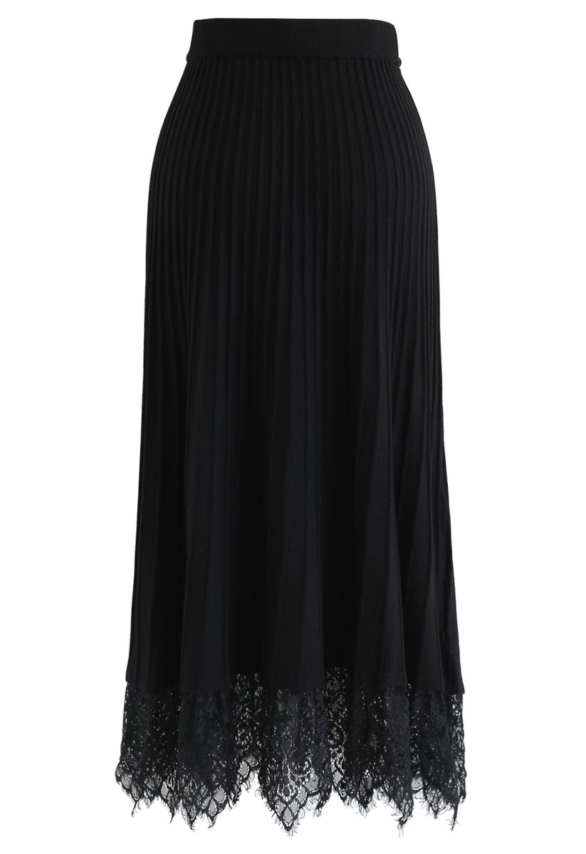 Falda de punto plisada con dobladillo de encaje en negro