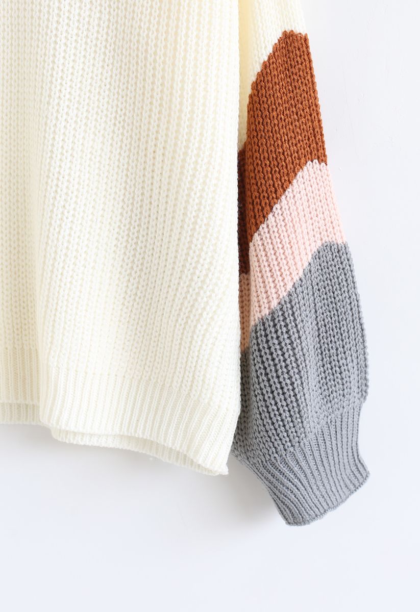 Suéter de punto con mangas color block y cuello en V en marfil