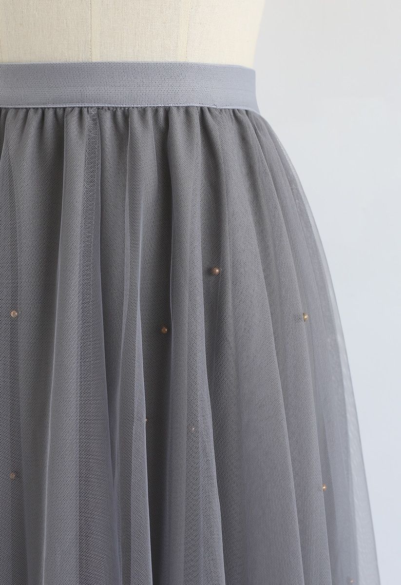 Falda de malla de tul con adorno de cuentas en gris