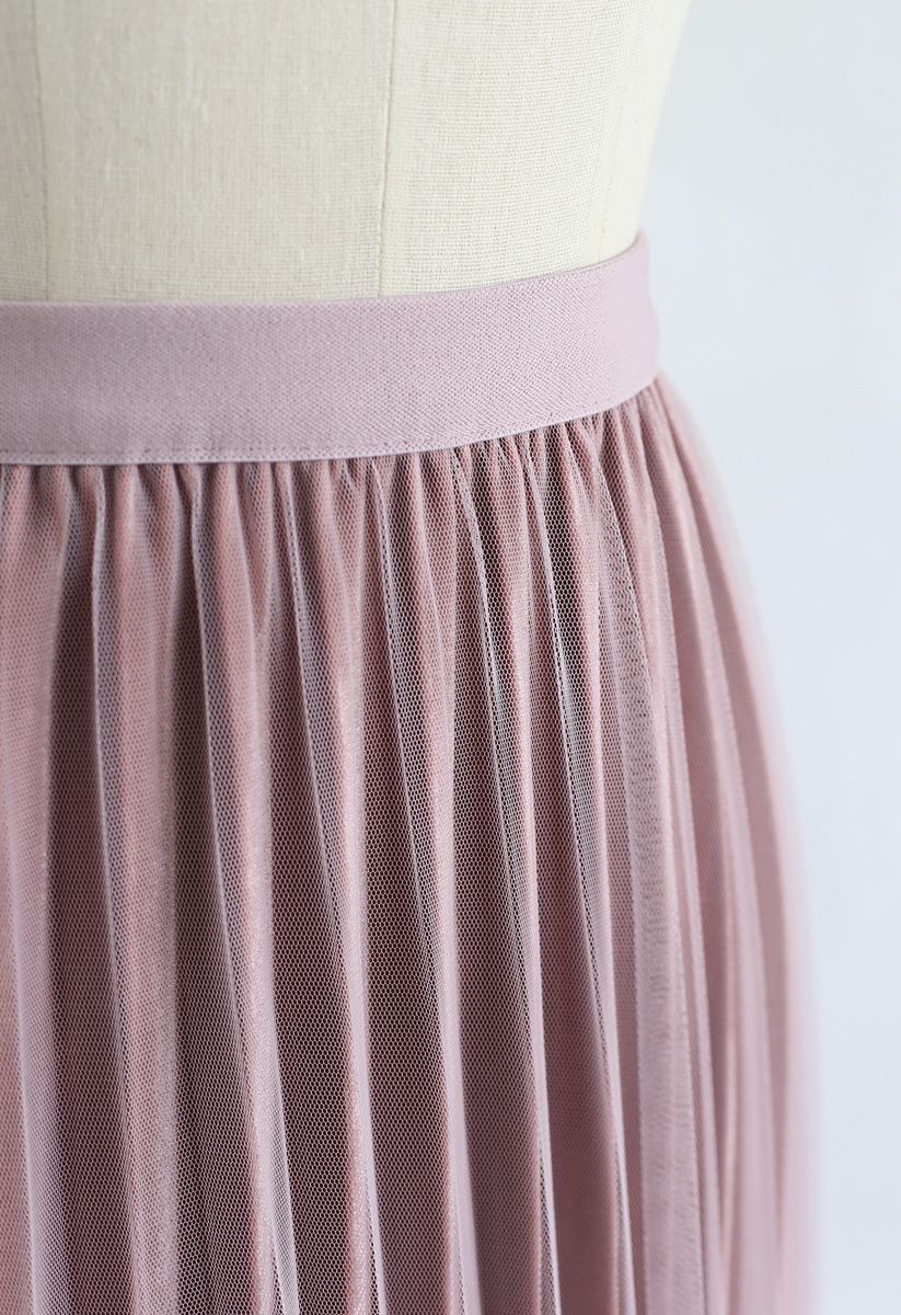 Falda plisada de terciopelo de malla bordada con perlas en rosa