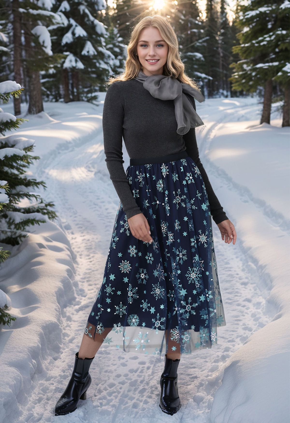 Falda midi de tul con malla y copos de nieve y estrellas brillantes