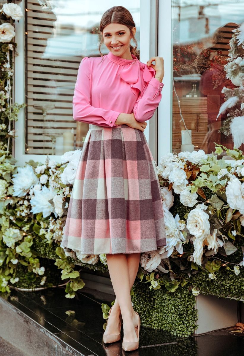 Falda midi de mezcla de lana con estampado de abrazo más grande en rosa