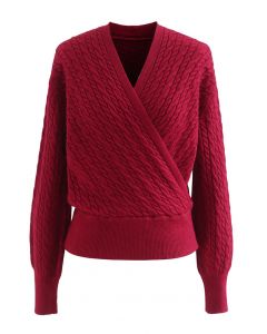 Suéter corto con parte delantera cruzada de punto trenzado en rojo