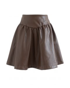 Minifalda acampanada de piel sintética con cremallera en marrón