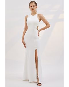 Vestido de sirena asimétrico con escote halter dividido en blanco