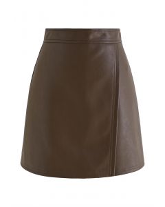 Nifty Faux Leather Flap Mini Bud Falda en marrón