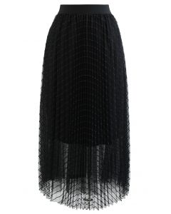 Falda de malla plisada con rayas brillantes en negro