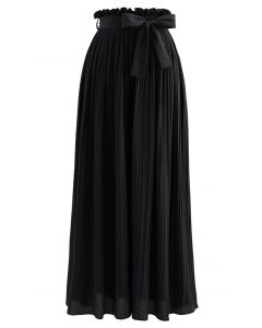 Pantalones de pernera ancha plisados con cintura anudada en negro
