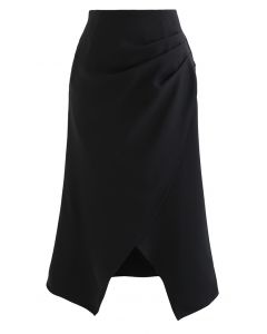 Falda midi tulipán con solapa fruncida lateral en negro