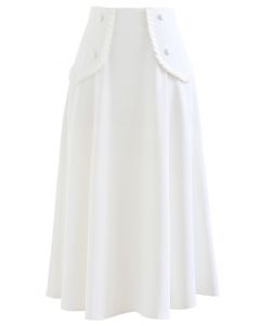 Falda acampanada plisada con bolsillos falsos y costuras en blanco