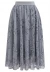 Falda midi de malla floral borrosa con hilo metálico en gris