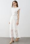 Exquisita falda larga de encaje con diseño de rosas en blanco