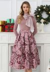 Falda midi plisada con estampado de jacquard y rosas rosas encantadas