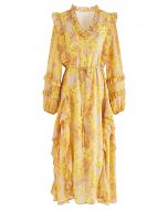 Elegante vestido de gasa con lazo en la cintura y ribete con volantes florales en amarillo