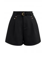 Shorts con cinturón de color liso en negro