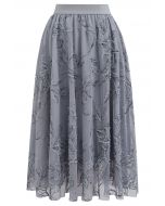 Falda midi de malla floral borrosa con hilo metálico en gris