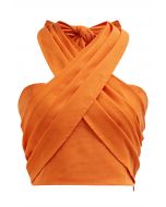 Top corto plisado con cuello halter cruzado en naranja