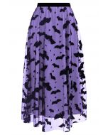 Falda midi de tul con malla y estampado de murciélagos de terciopelo en color morado