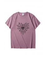 Camiseta con estampado de telaraña y corazón negro