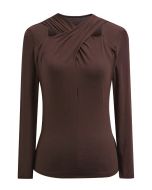 Blusa de manga larga con escote entrecruzado y abertura Allure en color chocolate